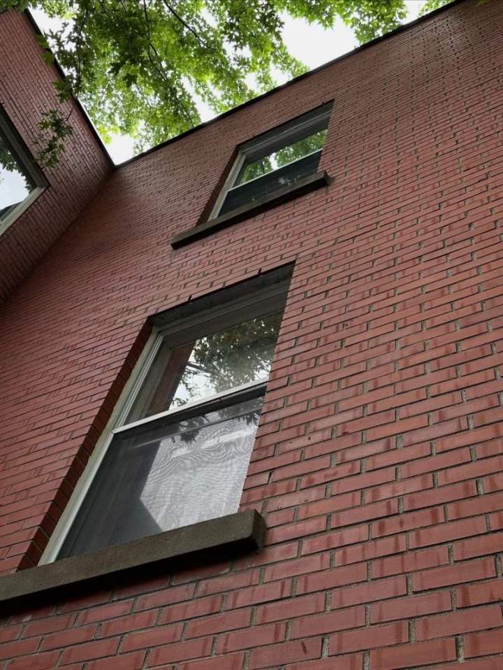 Remplacement fer d'angle, Brossard